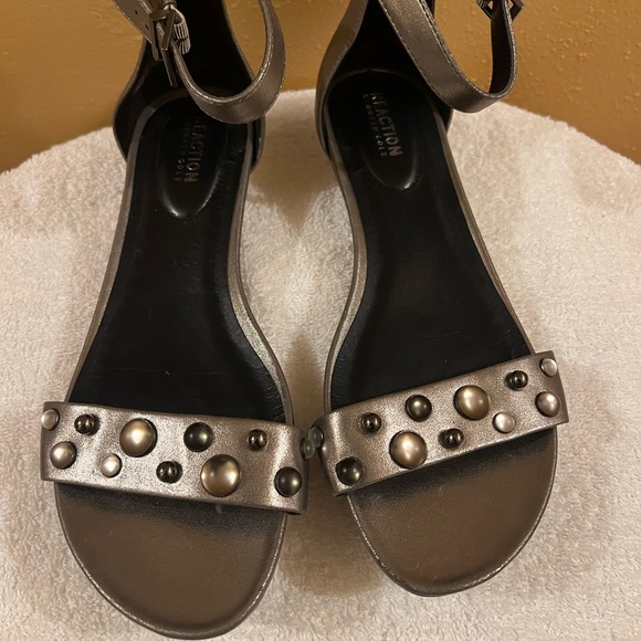 Kenneth Cole Sandals - Picture 3 of 6